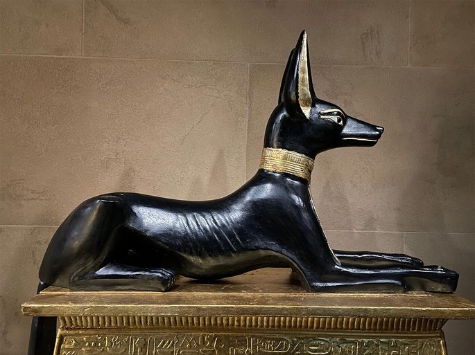 Estatua de Anubis