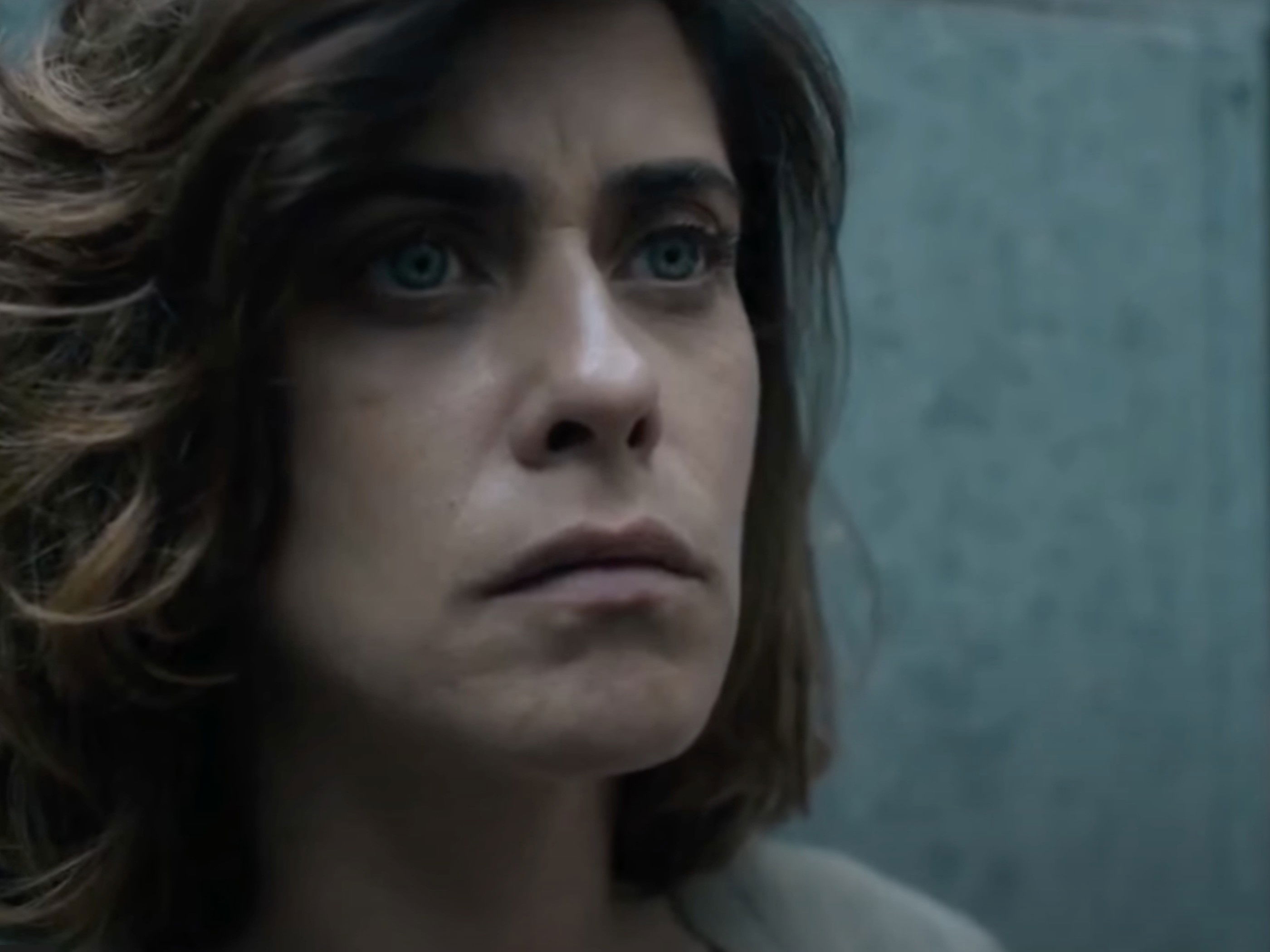 Escena de El Caso Asunta con la actriz María León en escena