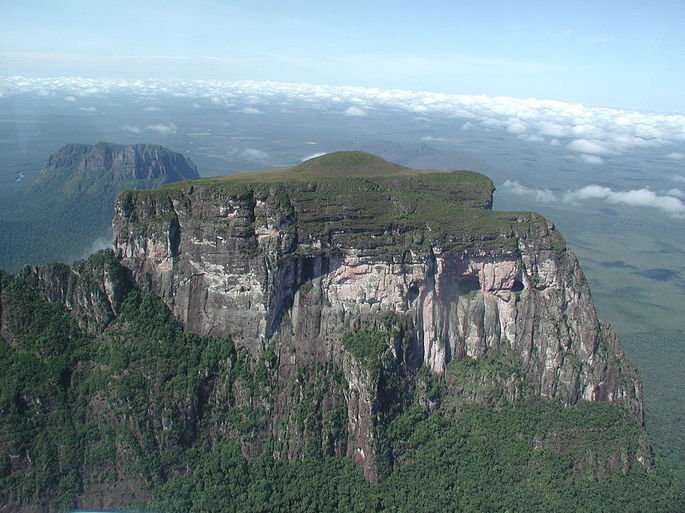 Fotografía del Cerro de Autana en el Amazonas
