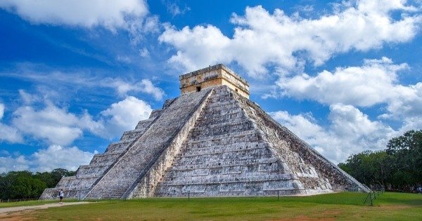 Chichén Itzá: análisis y significados de sus edificios y obras