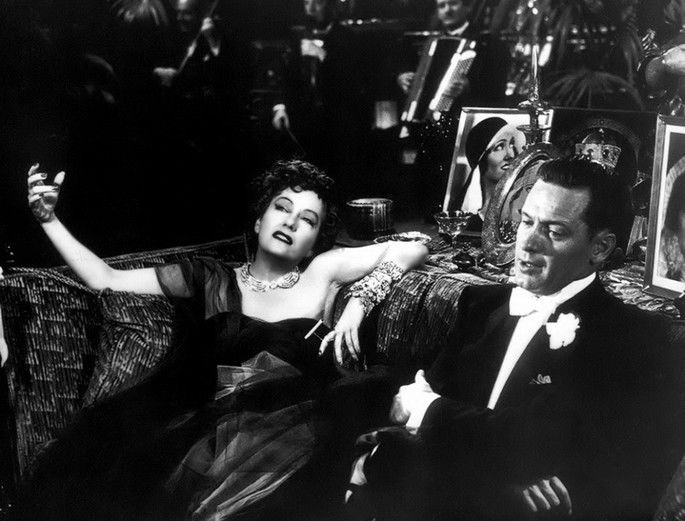 Fotograma de la película El crepúsculo de los Dioses