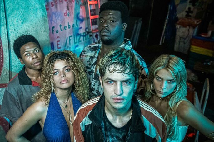 Fotograma de la serie Dom