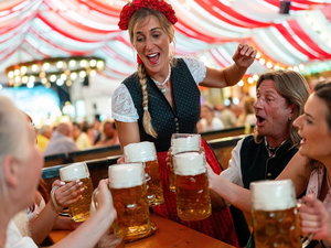 11 ejemplos de costumbres: identidad cultural y herencia