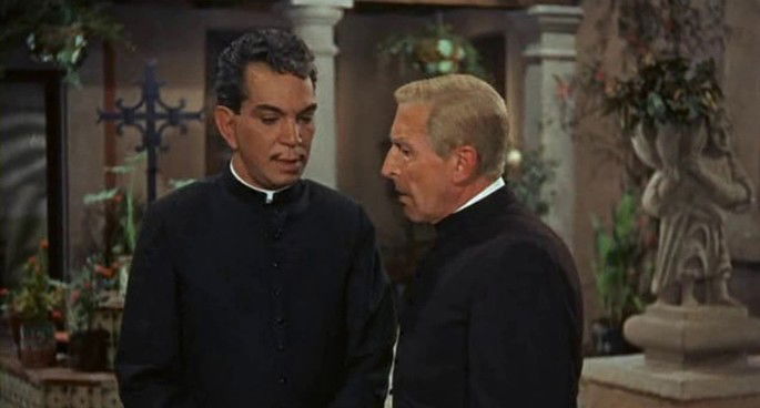 Fotograma de la película El padrecito