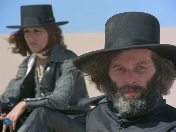 Fotograma de la película El topo