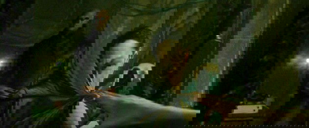 Deformación del espejo en Matrix.