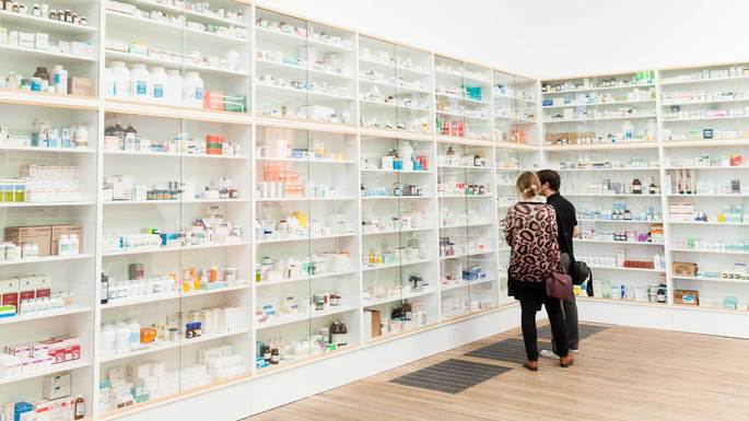 Instalación de la Farmacia Damien Hirst
