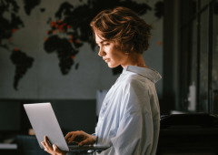 29 frases motivadoras para mantenerte enfocado en el trabajo