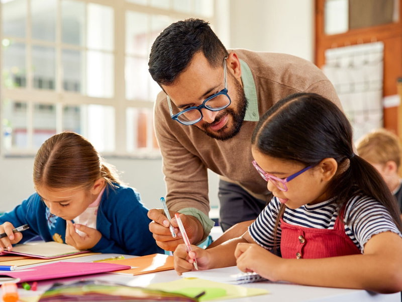85 frases para maestros: mensajes para dedicar en el día del profesor