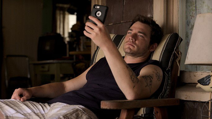 Fotograma del personaje de Leo Rossi en CODA