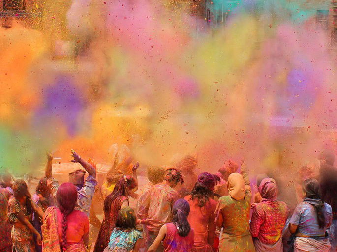 Holi