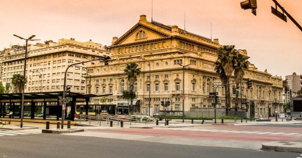 Convencional excusa ganso Teatro Colón de Buenos Aires: historia y características del edificio -  Cultura Genial