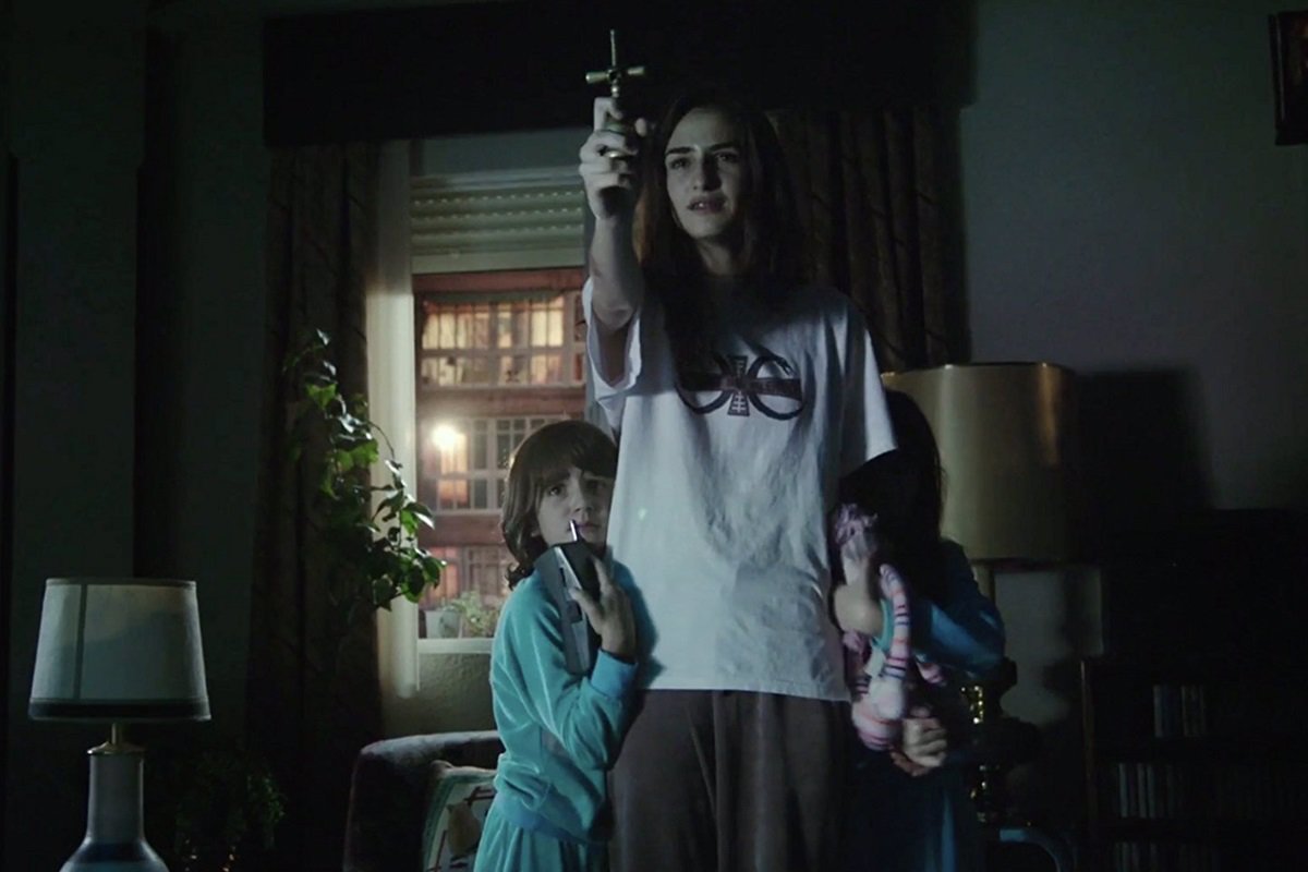 Fotograma de la película Verónica de Netflix