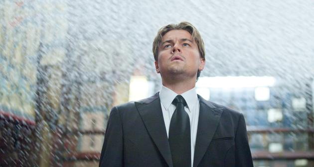 Dom Cobb, interpretado por Leonardo Di Caprio.
