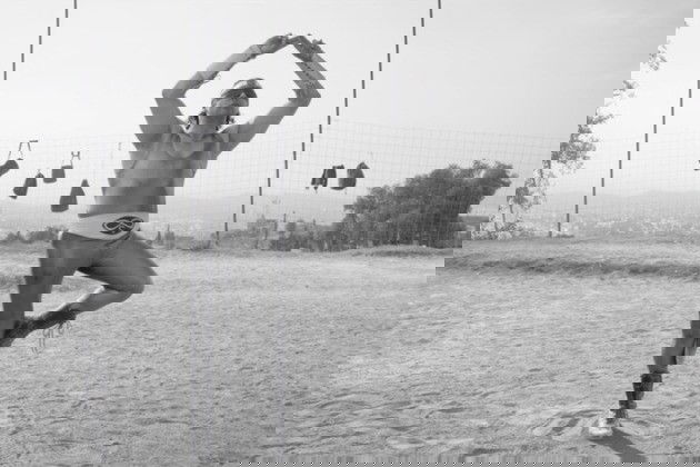 O professor Zovek é uma referência à infância de Cuarón passada no México dos anos sessenta.