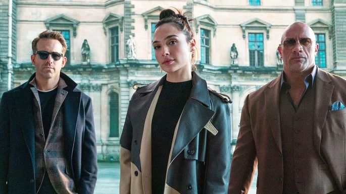 Protagonistas do filme Alerta Vermelho - uma mulher e dois homens.