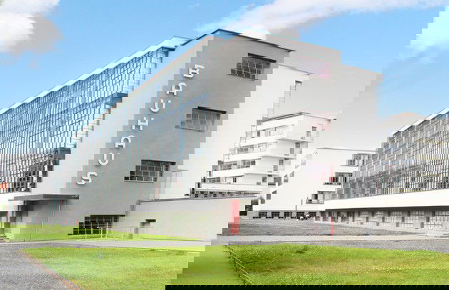 Fachada da Escola Bauhaus.