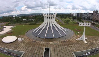 Catedral de Brasília: análise da arquitetura e história