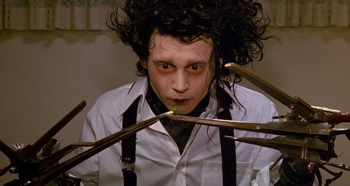 Edward Mãos de Tesoura (1990)