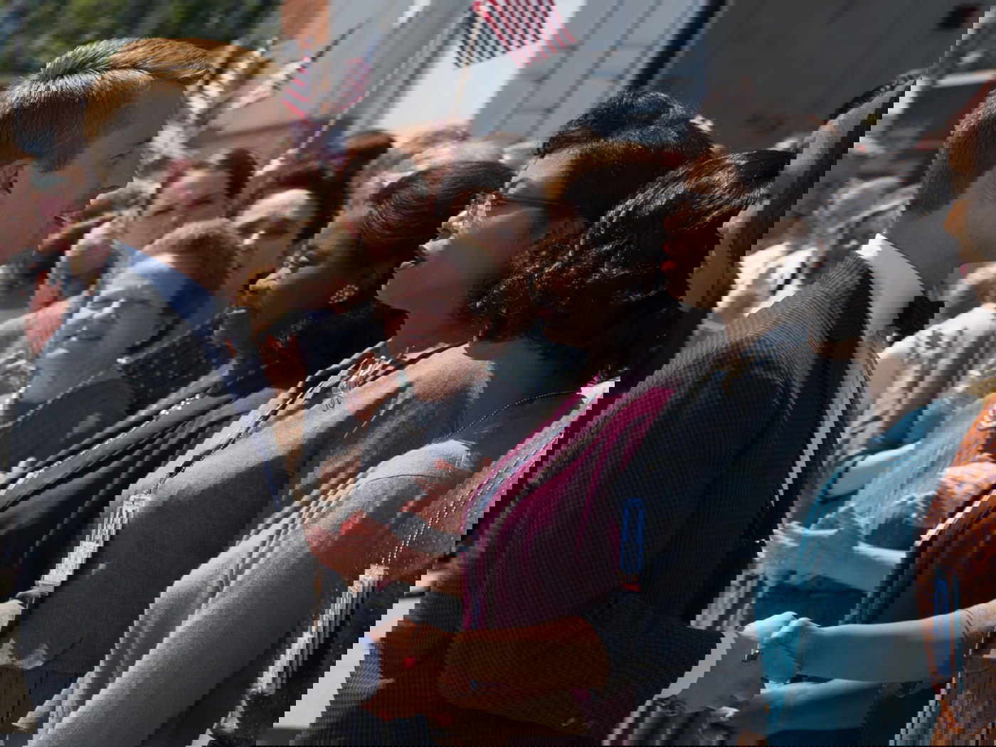 Cena do filme Estrelas Além do tempo