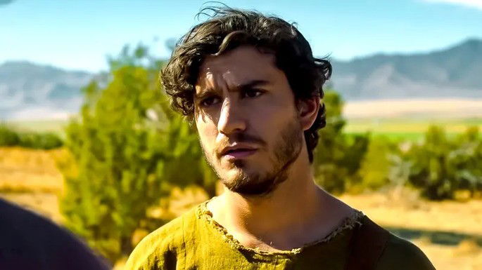 George H. Xanthis - João em The chosen.