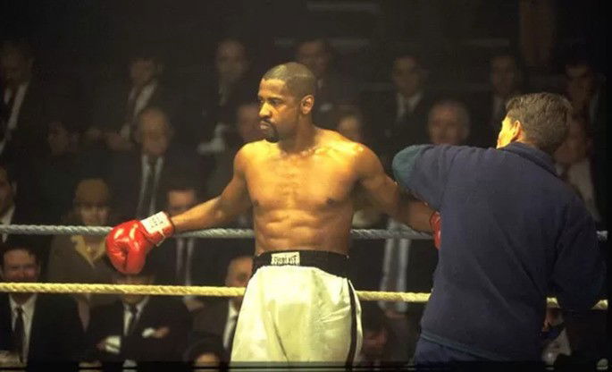 Cena do filme Hurricane, com Denzel Washington