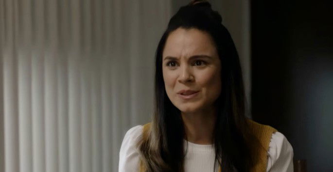 mulher com cara de assustada