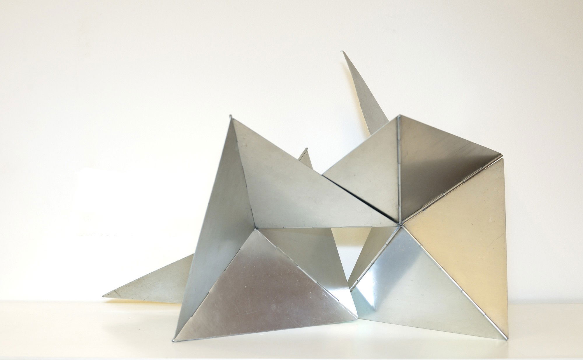 Obra da série Bichos, de Lygia Clark, 1960.