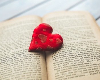 Os 13 maiores poemas de amor de todos os tempos (comentados)