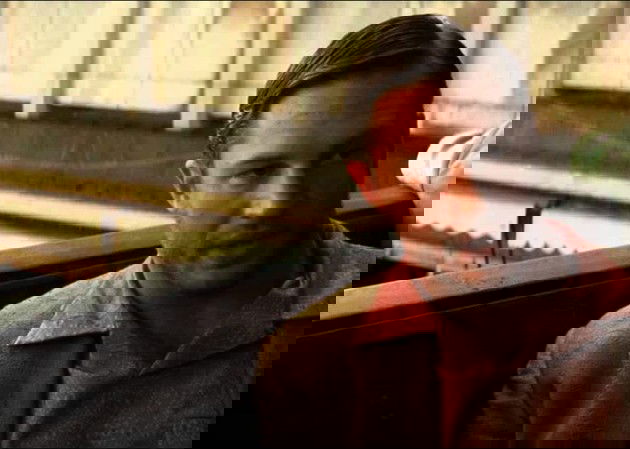 Eames é interpretado por Tom Hardy.