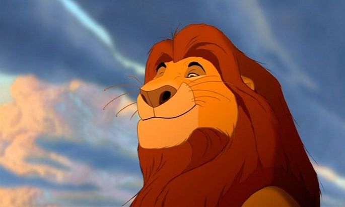 Mufasa olhando o céu.