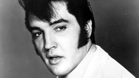 CAN'T HELP FALLING IN LOVE (TRADUÇÃO) - Elvis Presley 