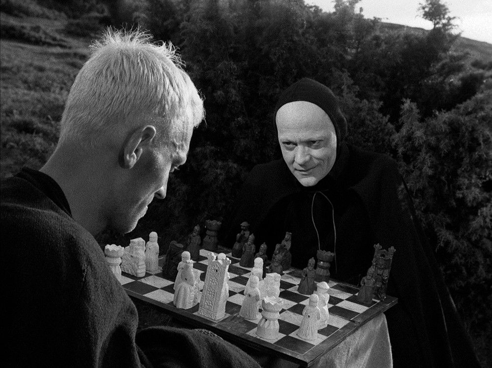 O Sétimo Selo” de Ingmar Bergman: Jogando Xadrez com a Morte