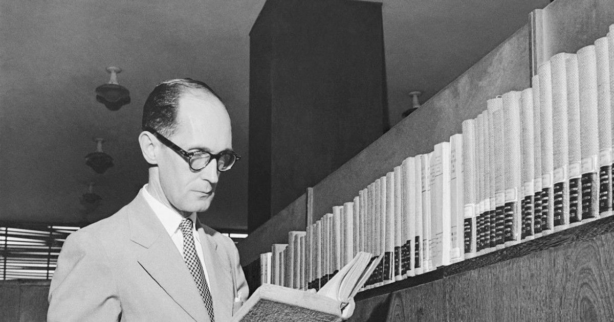 1 poesia por dia — Procura da poesia, por Carlos Drummond de Andrade