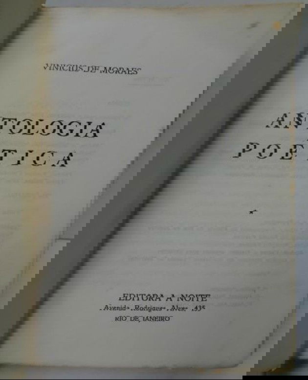 Frontispício da edição Antologia poética, lançada em 1954, que trazia o poema A Rosa de Hiroshima.