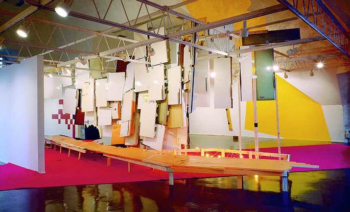 Jessica Stockholder instalação