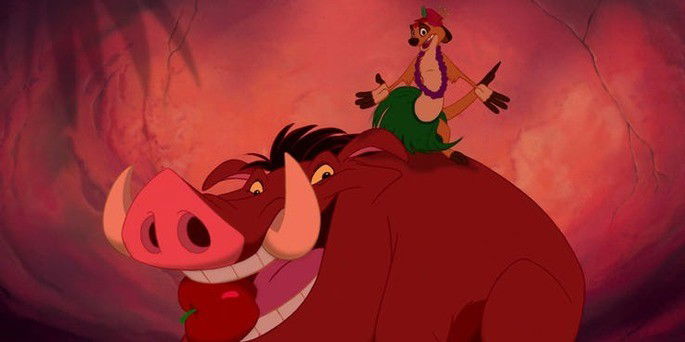 Timão e Pumba dançando hula