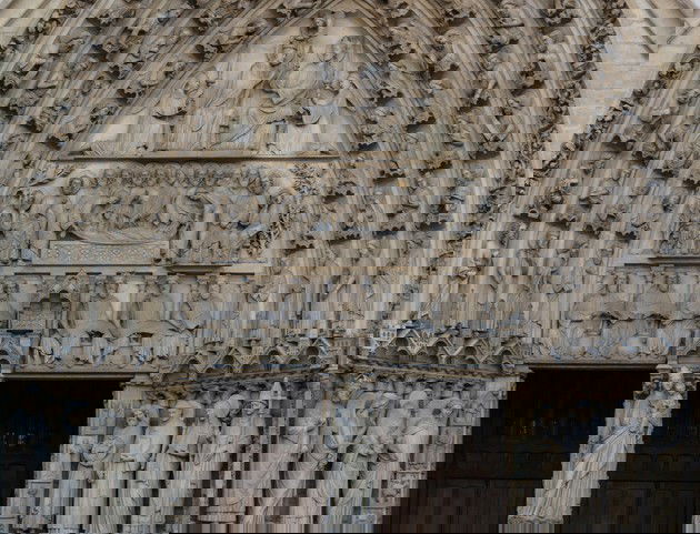 Pórtico de Nossa Senhora.