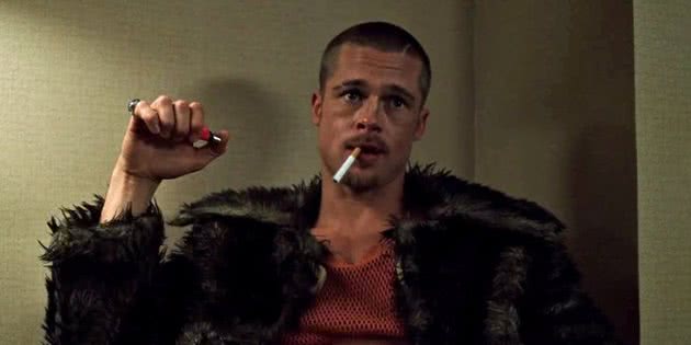 Tyler Durden (interpretado por Brad Pitt) no filme Clube de luta