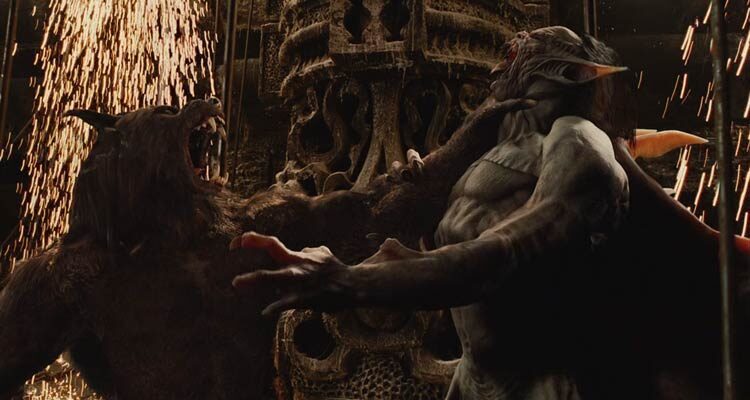 Monstros lutando no filme Van Helsin - O Caçador de monstros